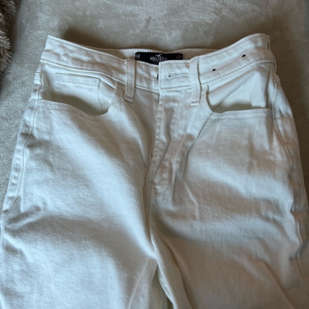 Hollister White Mom Jeans 💓